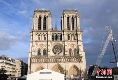 巴黎圣母院修复工程